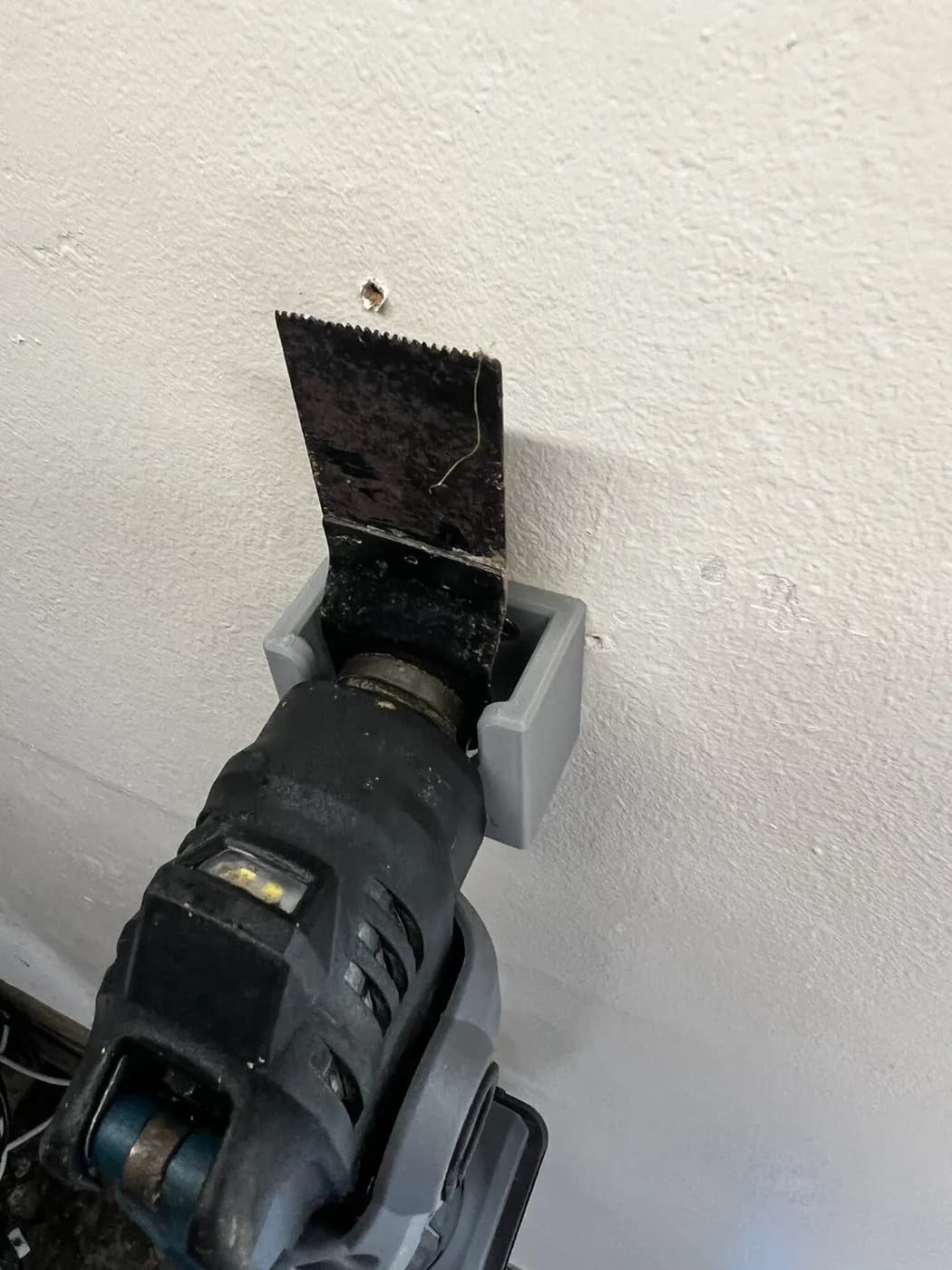 Aldi ferrex activ energy multitool wall bracket mount grey, view 7