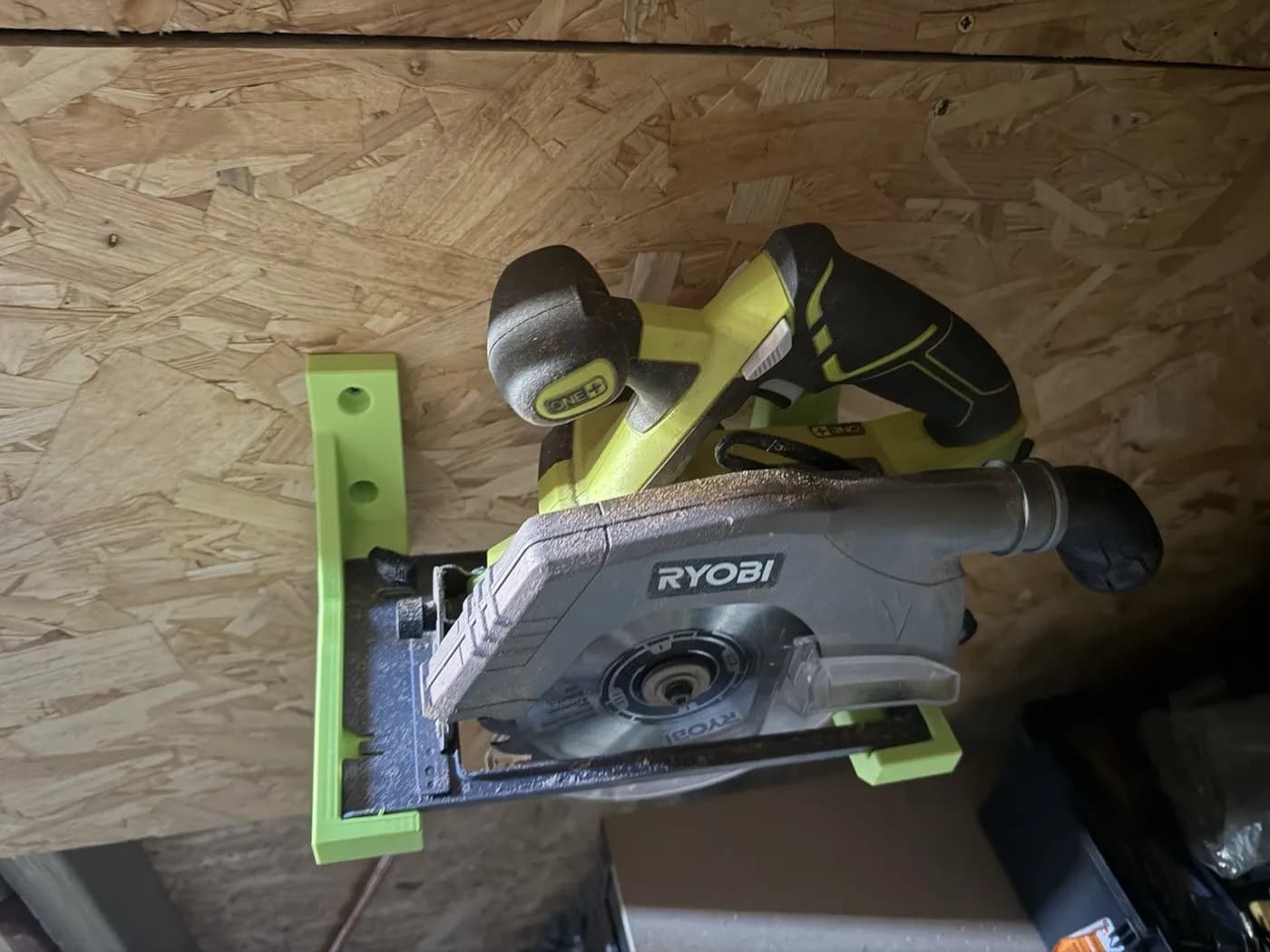 Ryobi R18CS-0 OnePlus Cordless circular saw mounting bracket wall holder mount, view 3