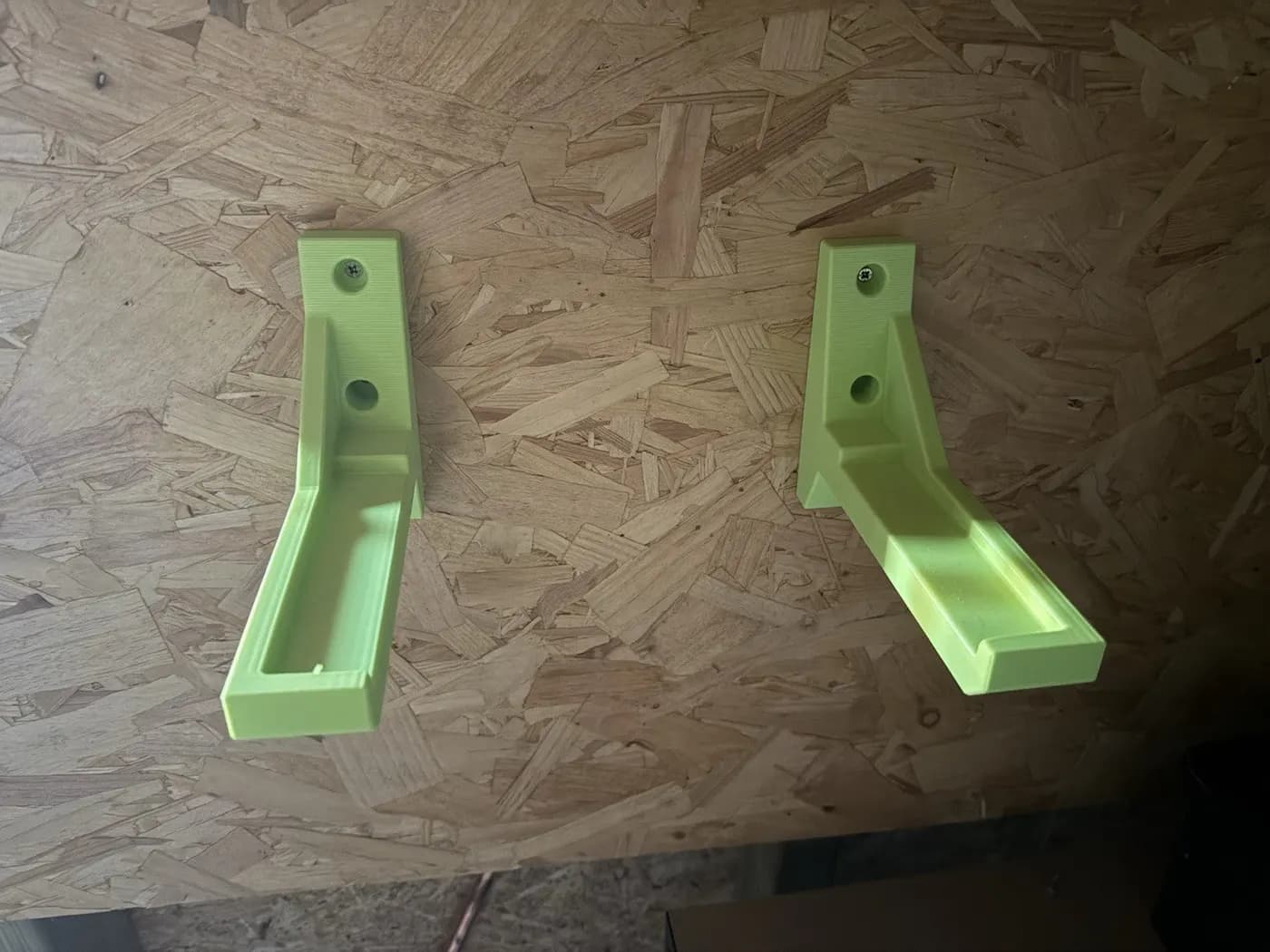 Ryobi R18CS-0 OnePlus Cordless circular saw mounting bracket wall holder mount, view 4