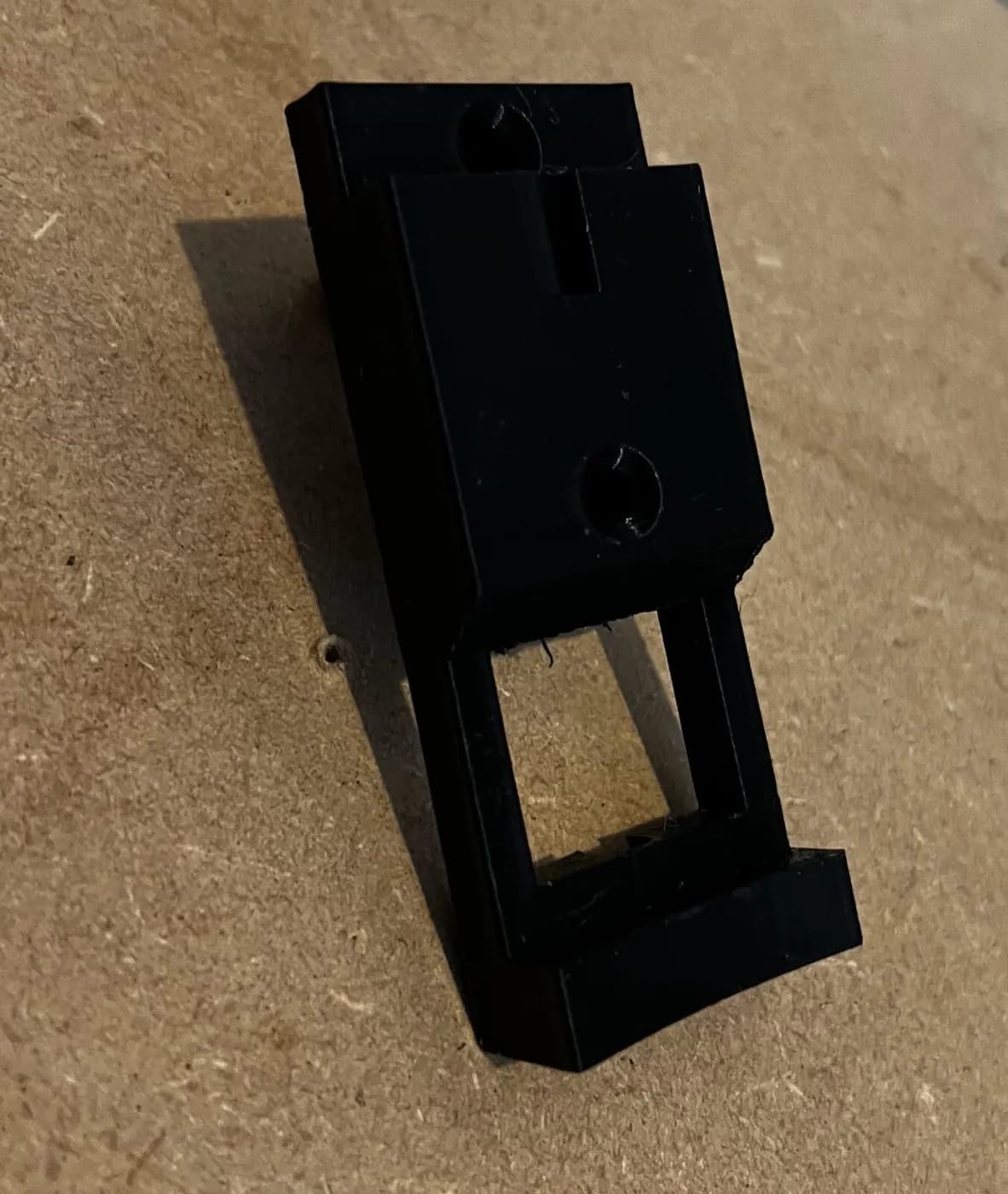 Shark Anti Hair Wrap Powerfins Vacuum Wall Mount mounting bracket dock IZ300, view 6