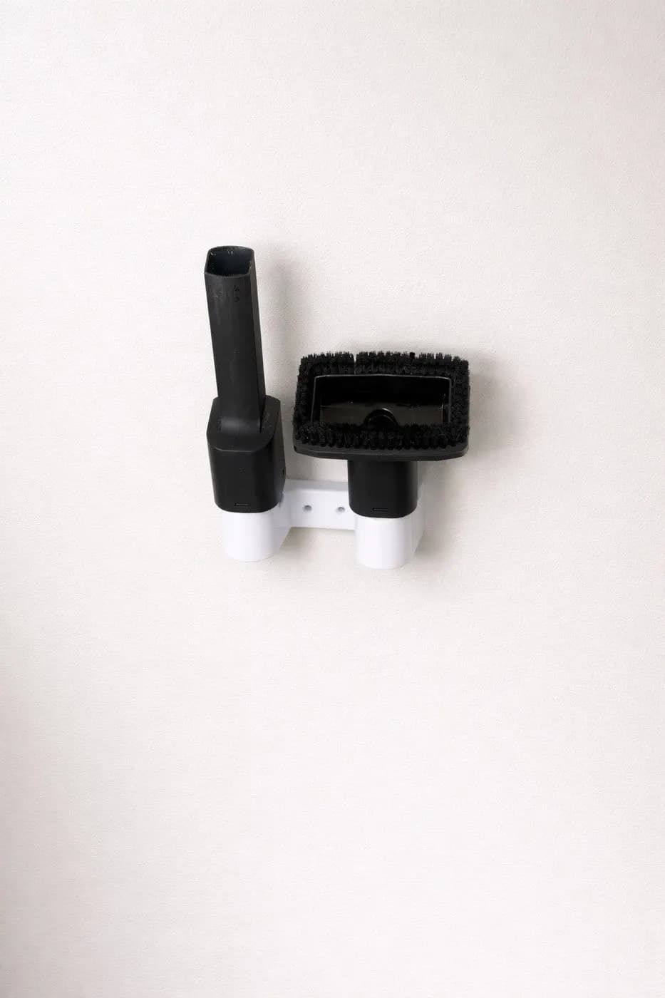 Shark BU3521UK Vacuum Tool Holder Wall Mount Accessory Storage Rack, view 2
