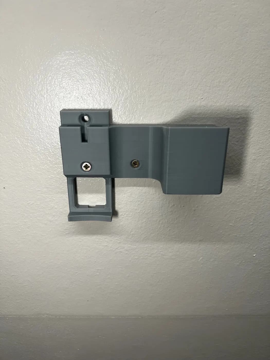Shark Stratos Vacuum Grey Wall Mount accessory holder dock IZ400 IZ400UKT IZ420, view 6