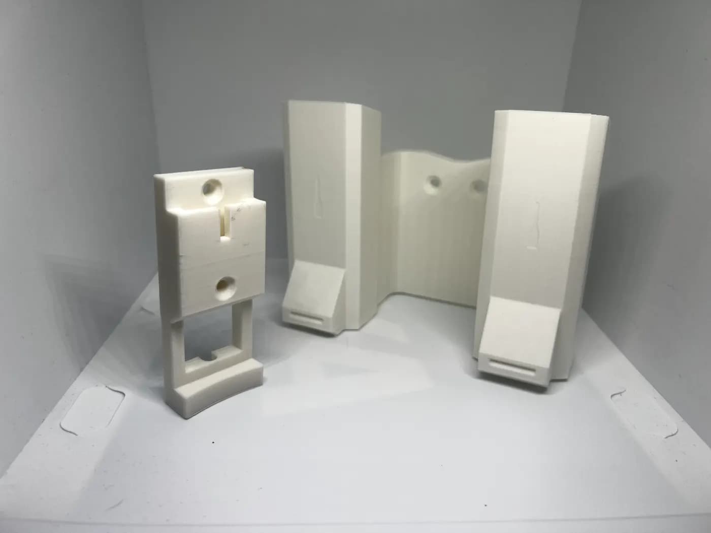 Shark Stratos Vacuum White Wall Mount accessory holder cable management IZ400, view 10
