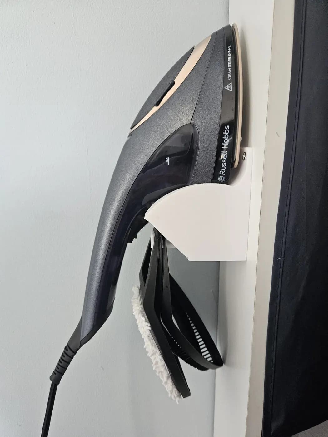 Wall mount bracket for Russell Hobbs Steam Genie 2 in 1 iron clothers steamer, view 3