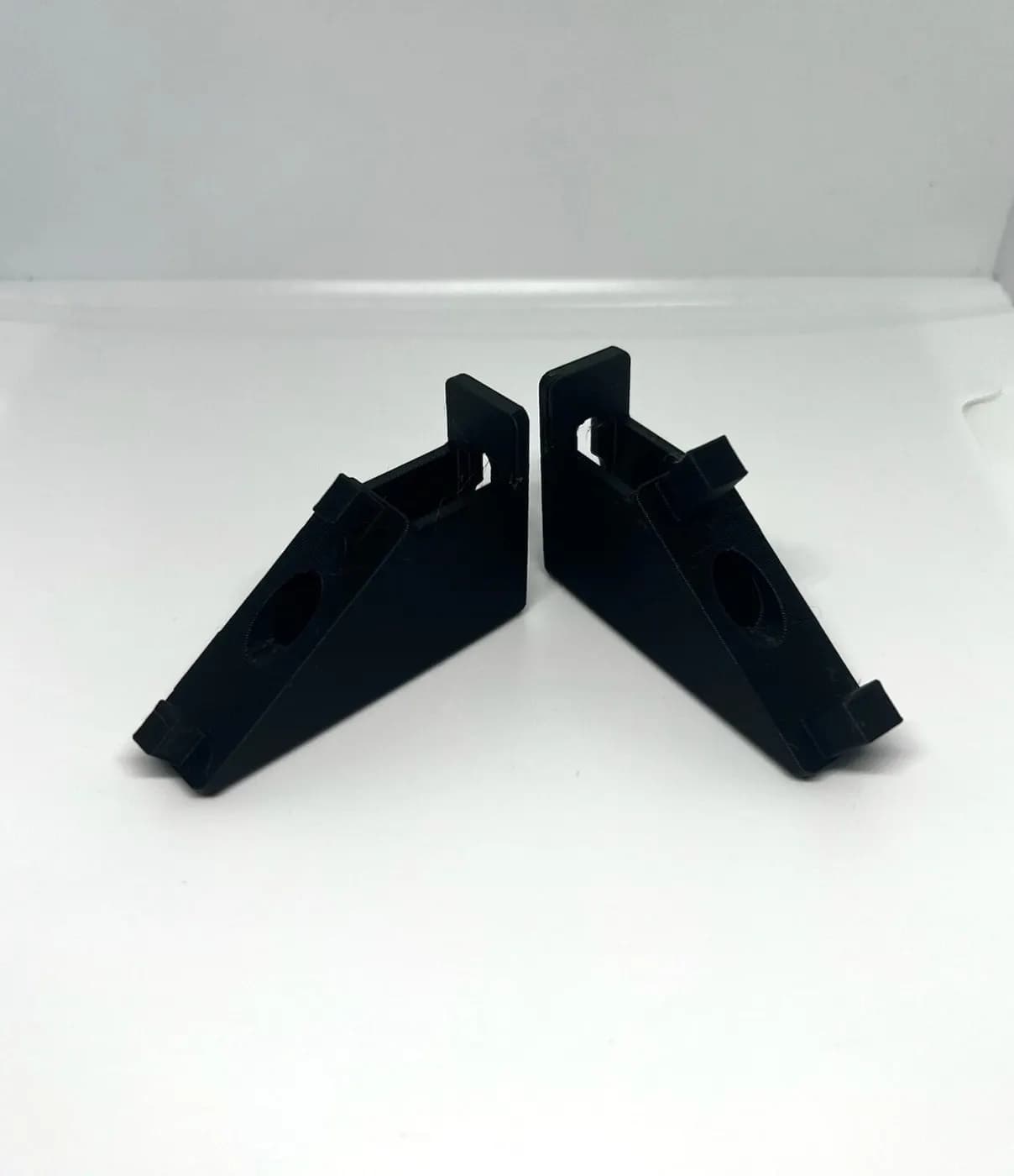 Wall Mount bracket LEGO DC Batmobile Batman vs Joker Chase Set Iconic 1989 76224, view 3