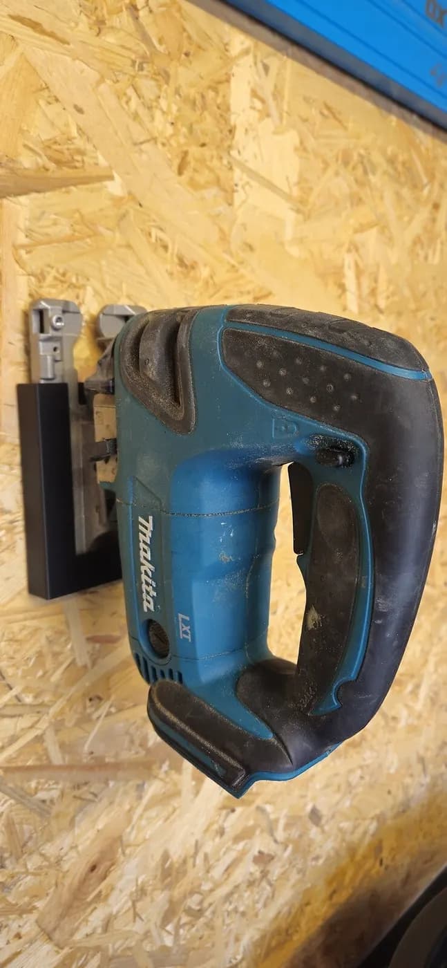 Wall mount bracket organiser for Makita DJV180Z 18v LXT Cordless Jigsaw, view 4
